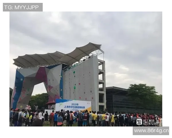 成都攀岩队在世界滑板锦标赛中的团队协作表现值得称赞与反思